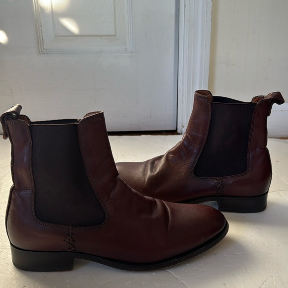 Frye boots - Picture 1 of 10